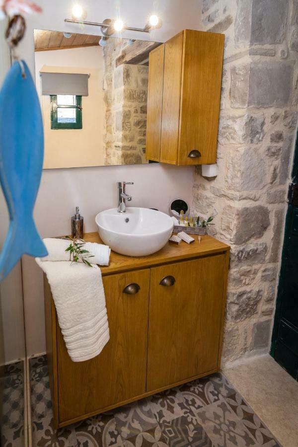 Aristidis'S Plouti Moires Guest House Ngoại thất bức ảnh