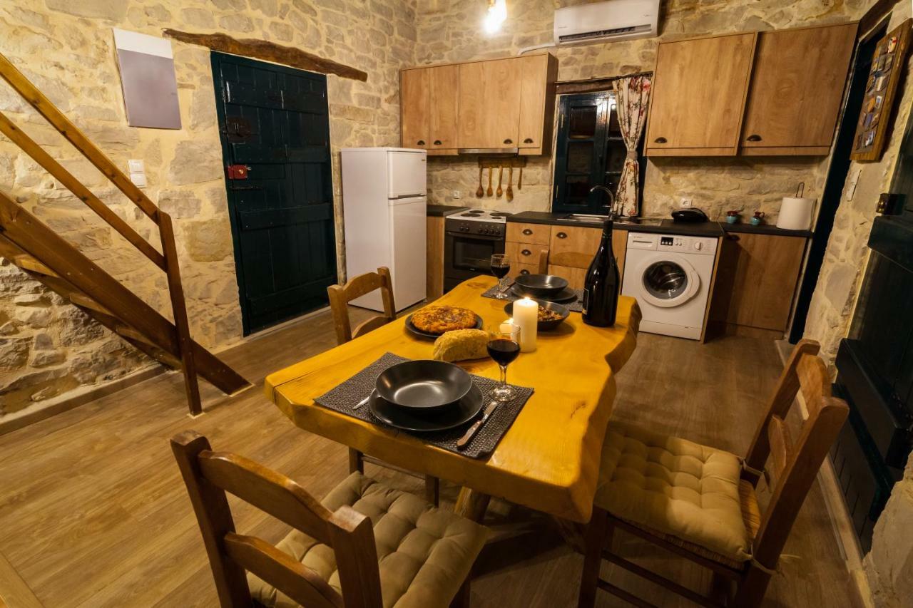 Aristidis'S Plouti Moires Guest House Ngoại thất bức ảnh